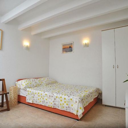 Apartments Sonia & Ana 特罗吉尔 外观 照片