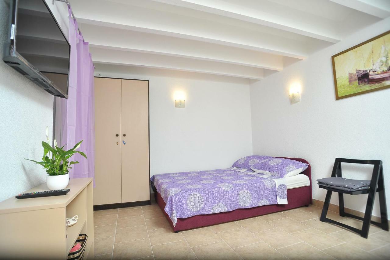 Apartments Sonia & Ana 特罗吉尔 外观 照片